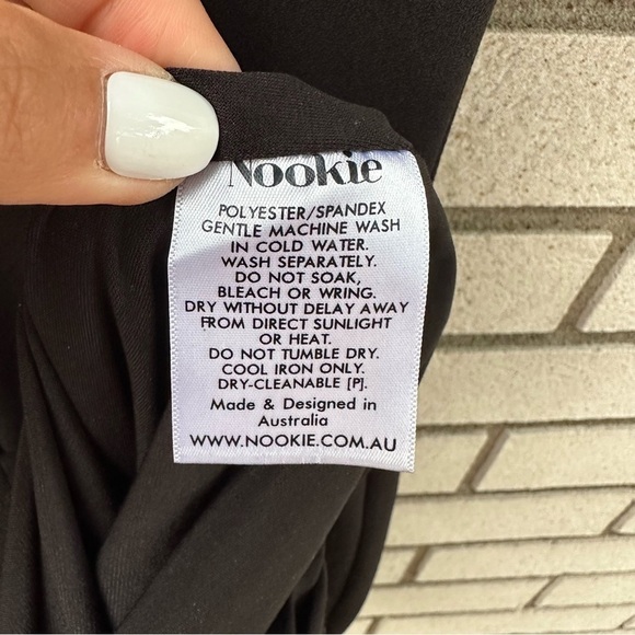 Nookie Pretty Woman Black Off Shoulder Sweetheart Midi Dress - Picture 12 of 14